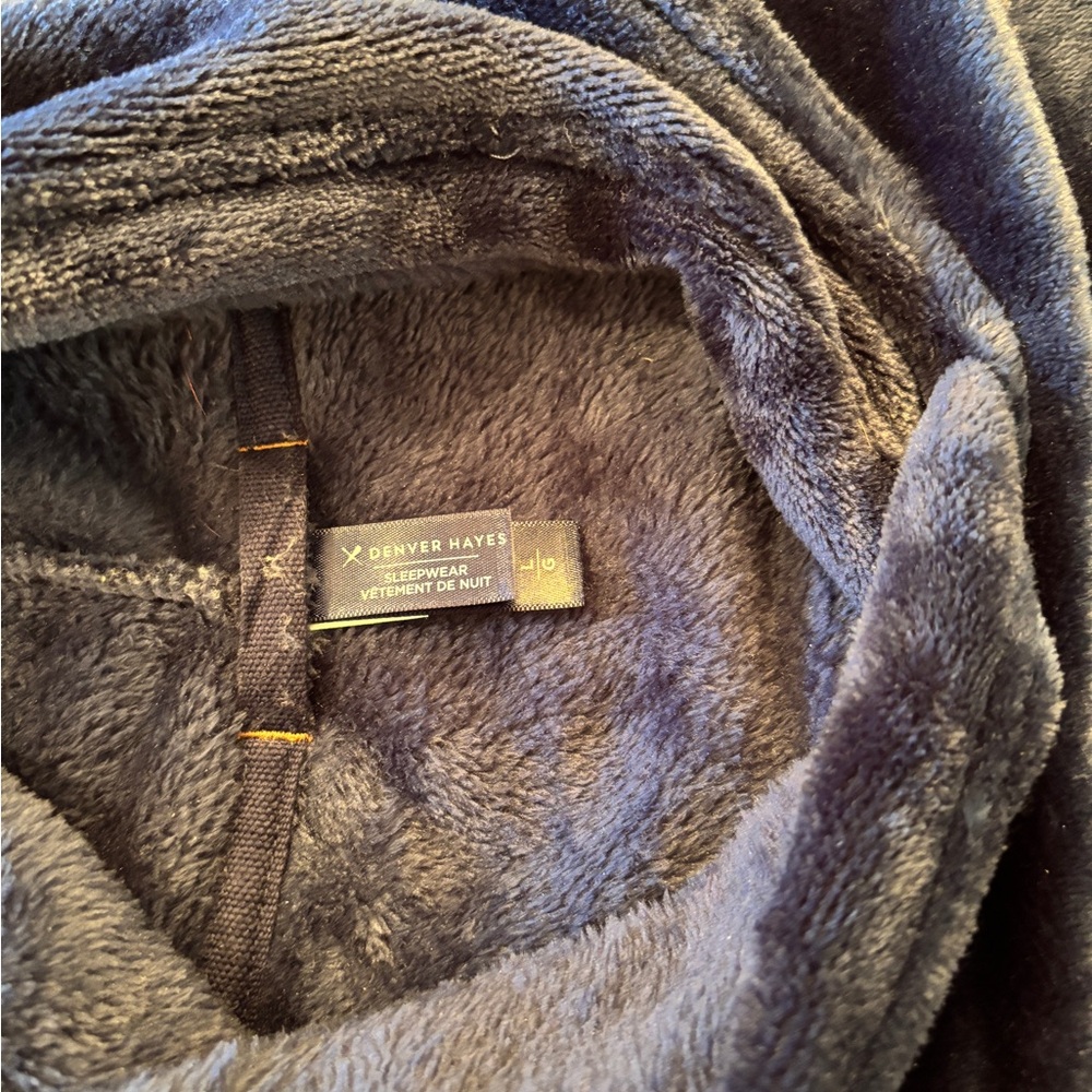 Denver Hayes Lounge Wear - Picture 5 of 7